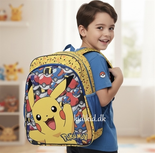 Pokemon rygsæk 40 cm, Pikachu og Pokebold